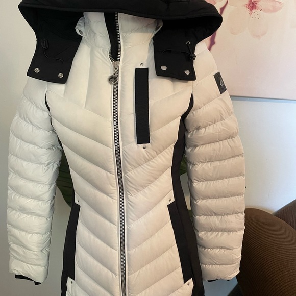 Moose Knuckles parka capitonada East Prairie - Picture 2 of 8